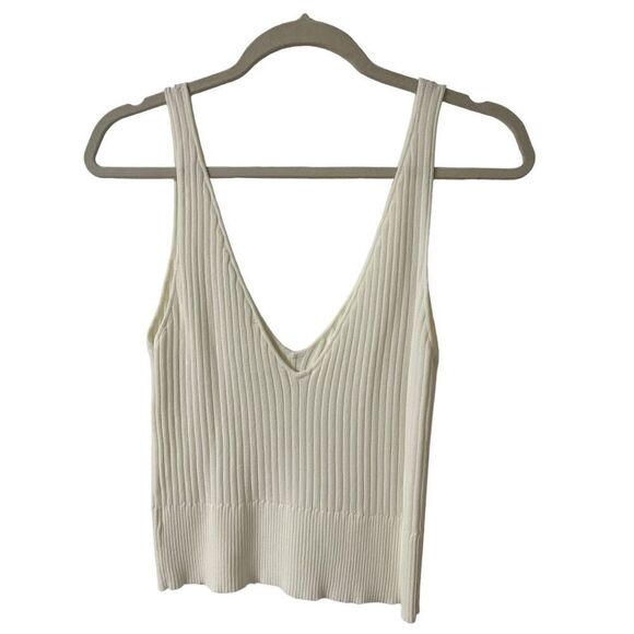 Line and dot sweater knit tank cream color sz Medium - Picture 2 of 3
